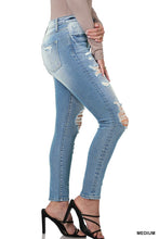 Load image into Gallery viewer, Dana Skinny Jeans
