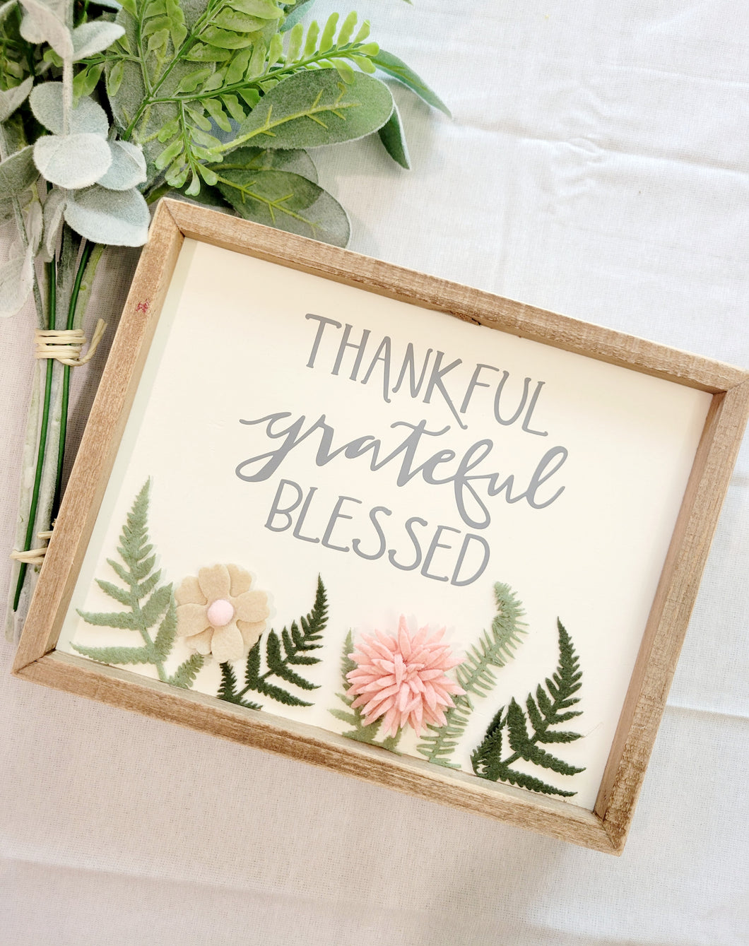 Grateful Floral Sign